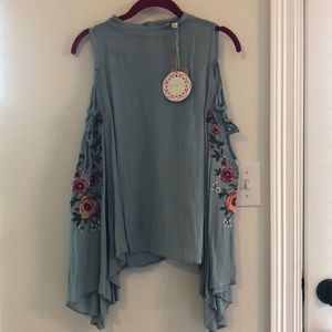 Umgee Cold Shoulder Top